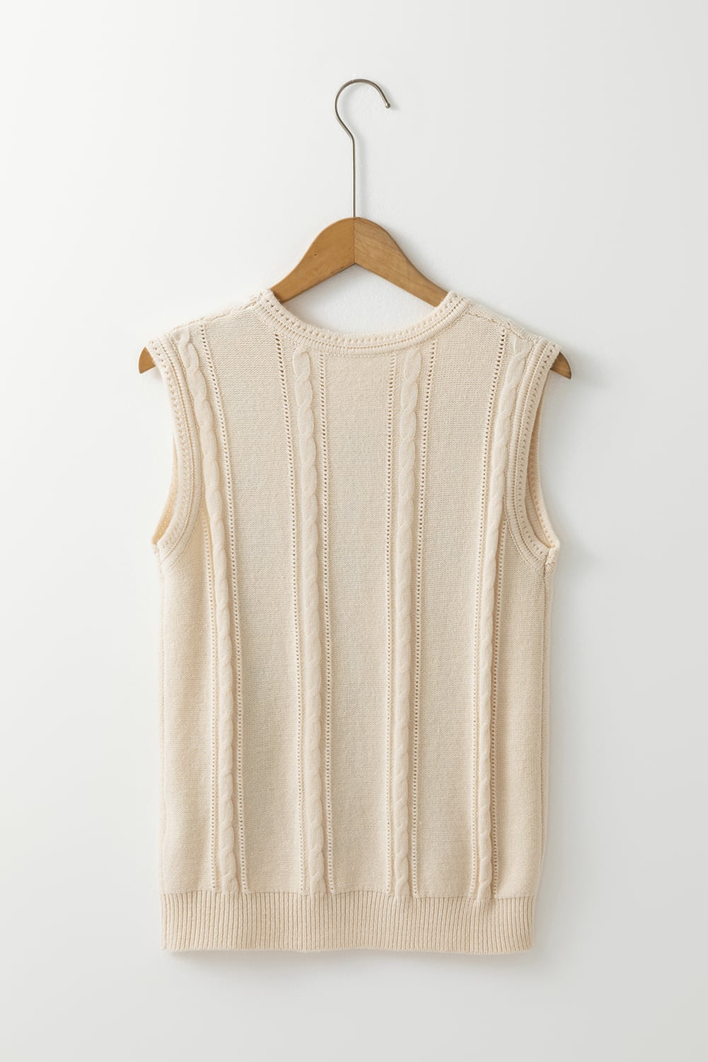 Jet Stream Embroidered Floral Cable Knit Sweater Vest