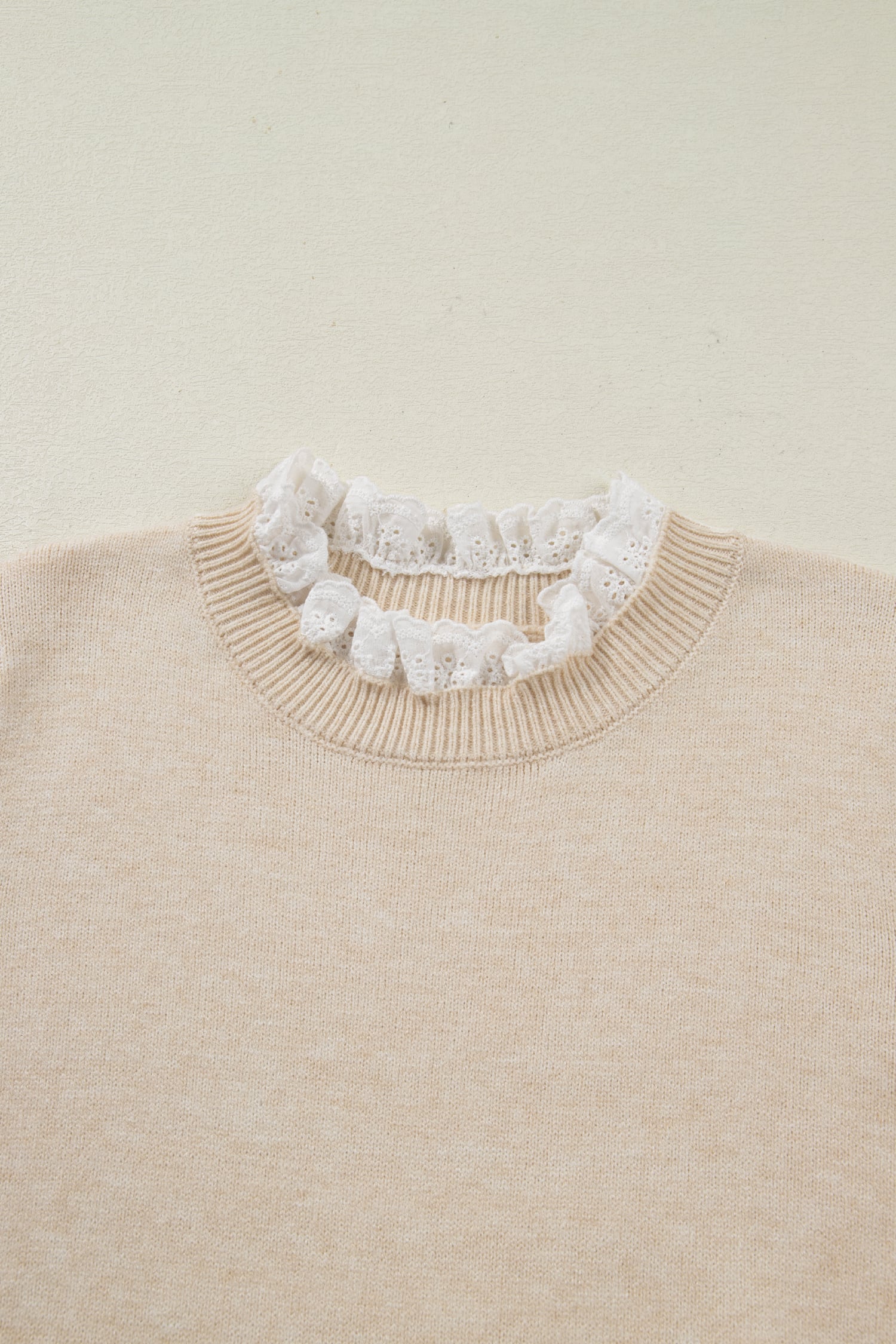 Jet Stream Lace Trim Patchwork Buttoned Cuffs Loose Sweater