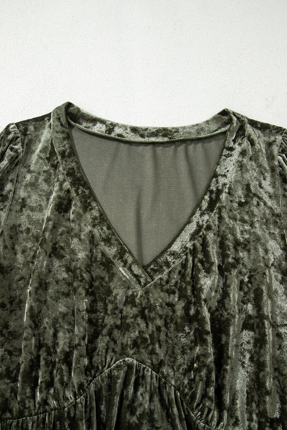 Jungle Green Plus Size Velvet Babydoll Mini Dress with Puff Sleeve