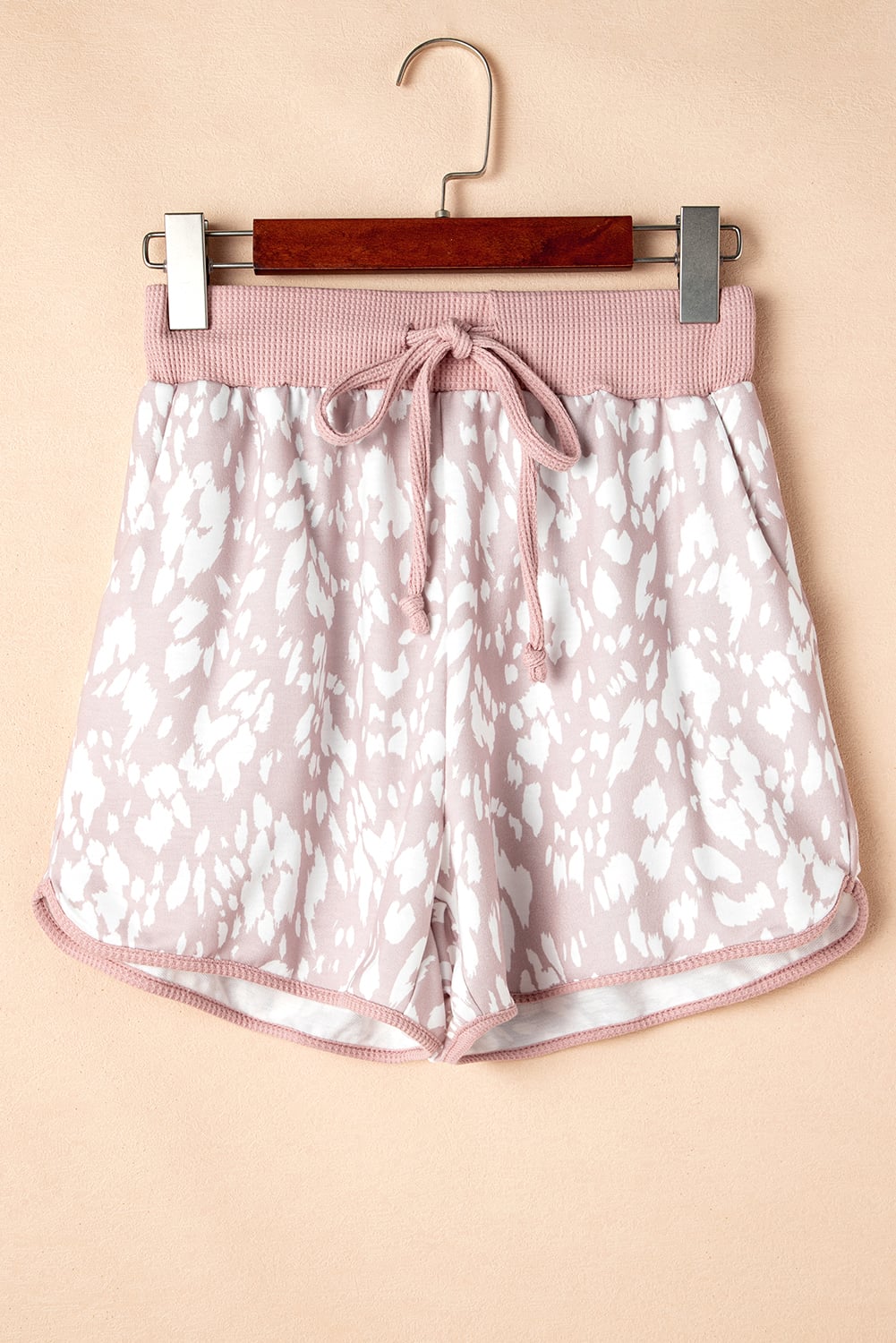 Khaki Classic Leopard Arched Hem Elastic Waistband Casual Shorts