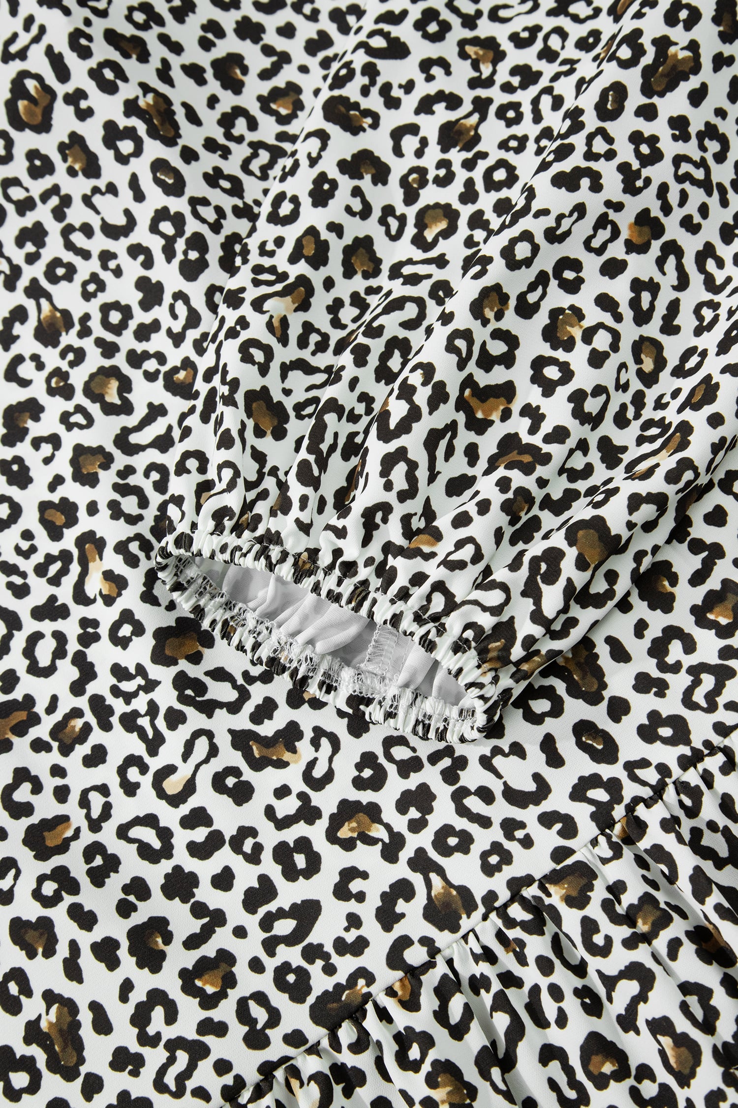 Khaki Plus Size Buttoned Contrast Trim Puff Sleeve Leopard Print Blouse
