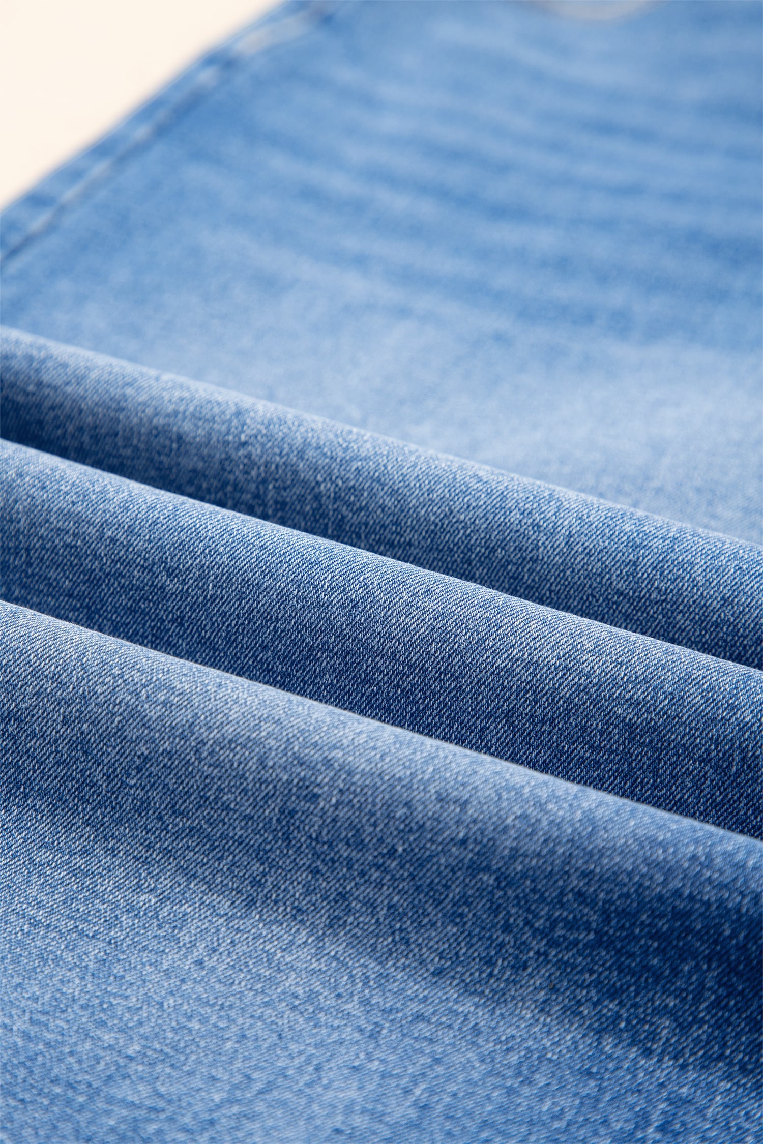 Light Blue Acid Wash Contrast Lace-up Plus Size Jeans