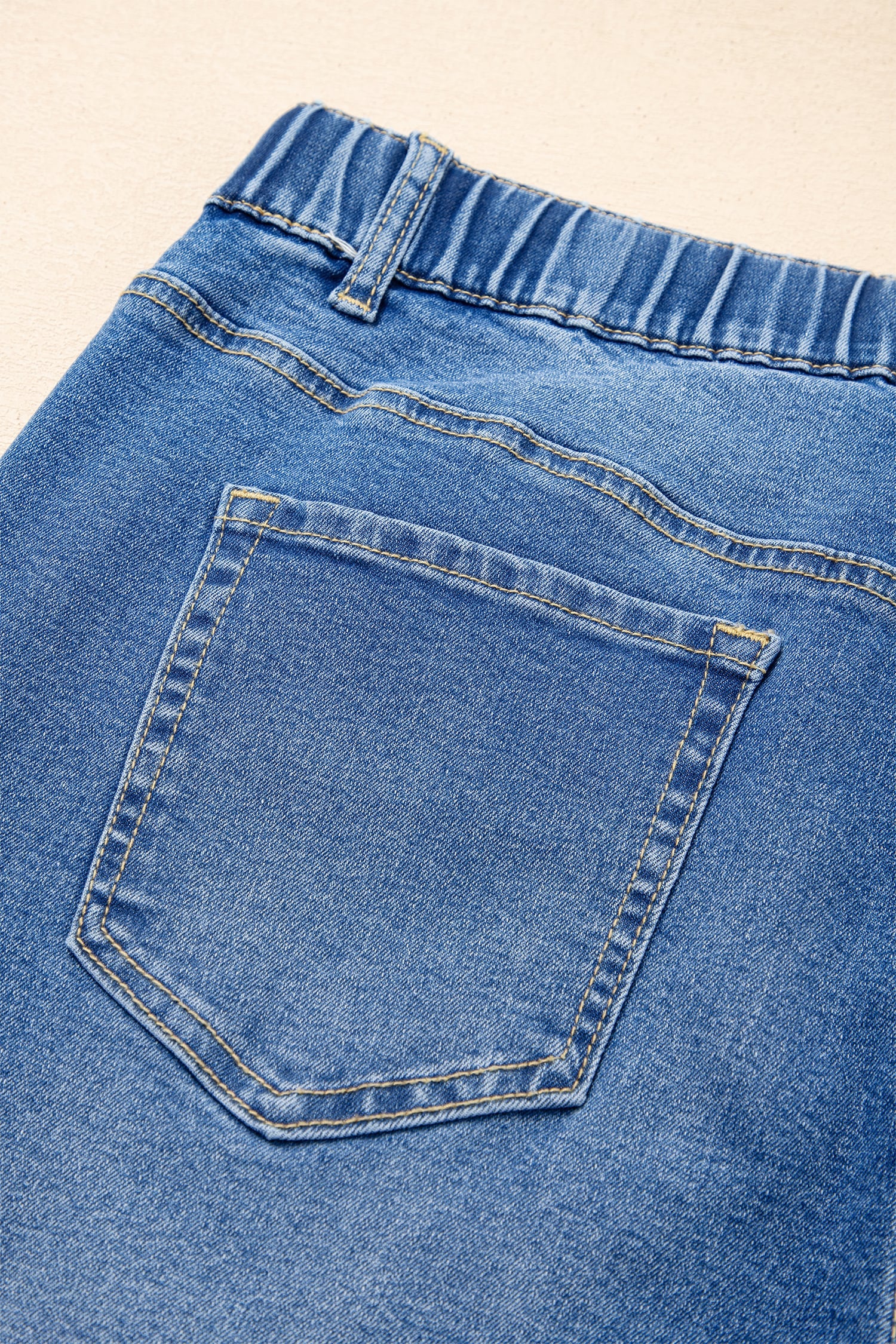 Light Blue Acid Wash Contrast Lace-up Plus Size Jeans