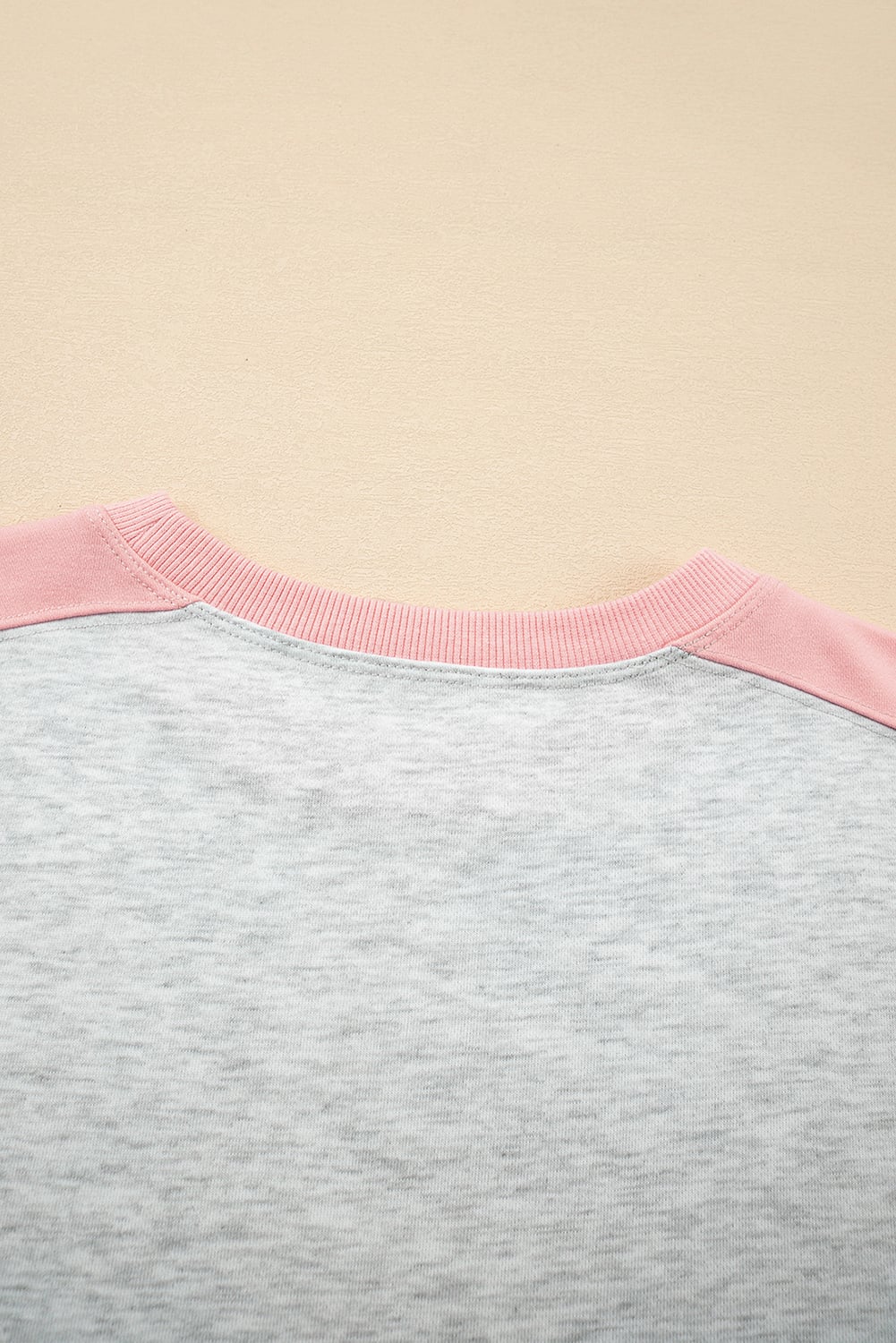 Light Grey Color Block Raw Hem Pullover and Casual Shorts Set