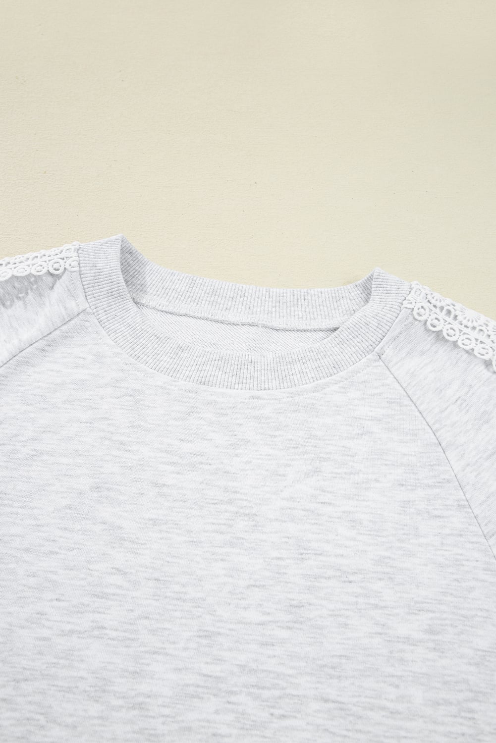 Light Grey Lace Patchwork Raglan Sleeve Crew Neck Sweatshirt