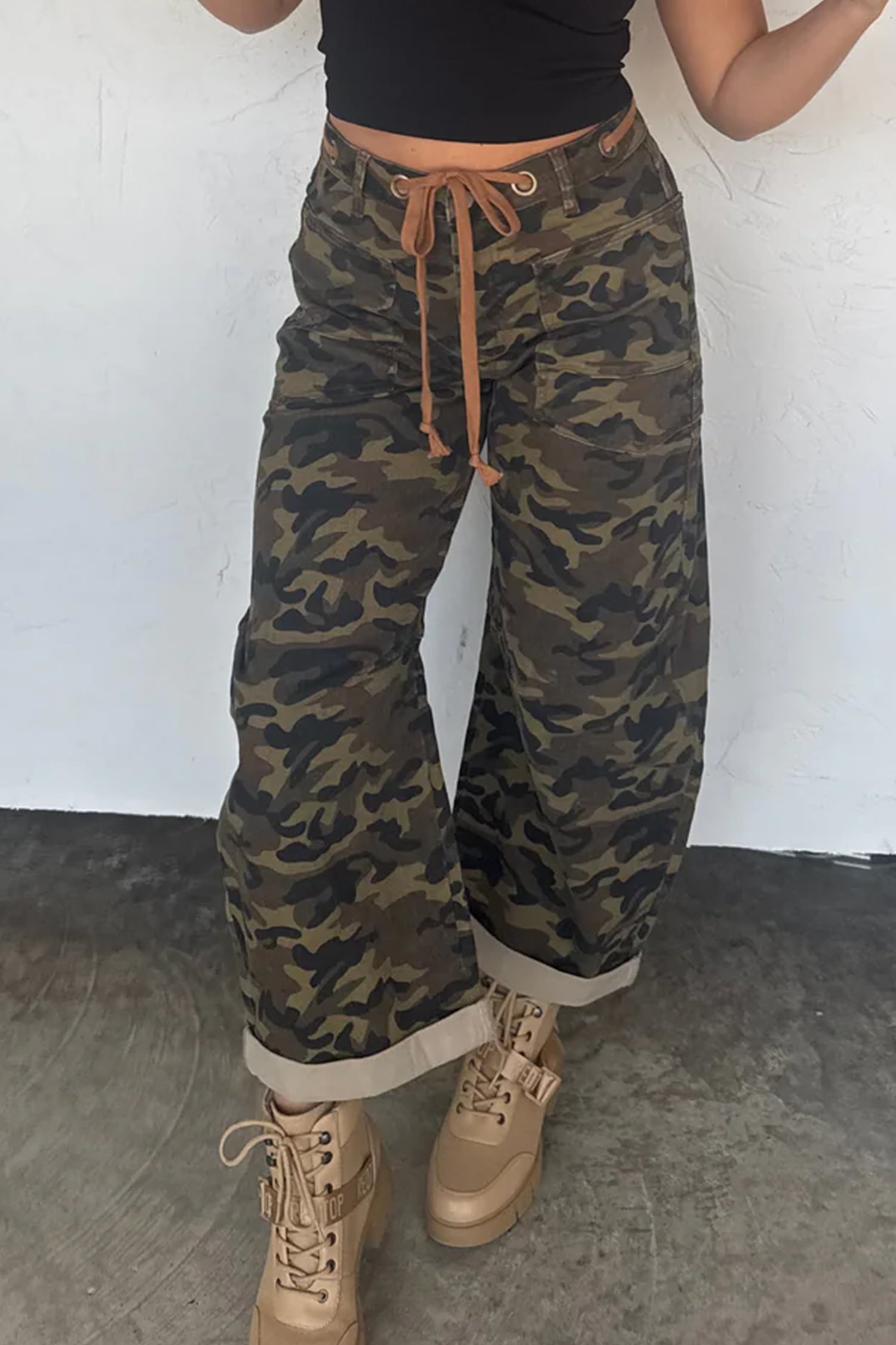 Multicolour Camouflage Print Retro Grommet Tie Waist Loose Jeans