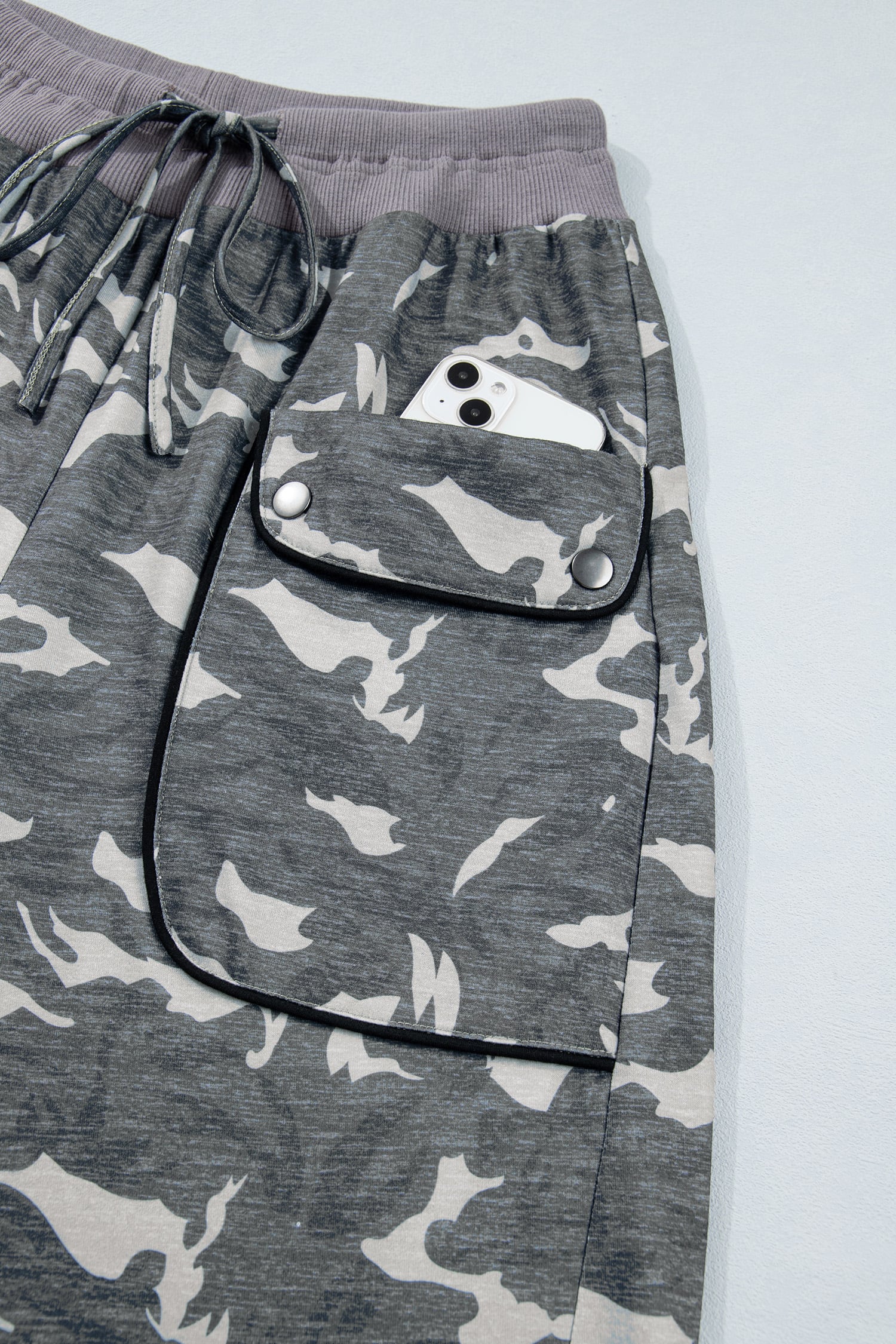 Multicolour Drawstring Contrast Waistband Camouflage Joggers Pants