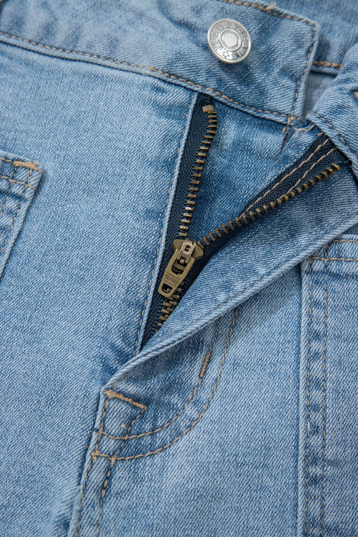 Myosotis High Rise Patch Pocket Denim Shorts