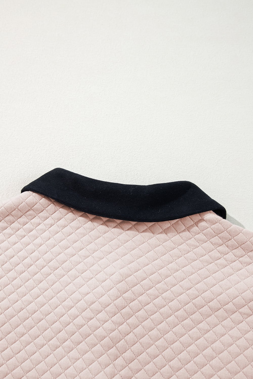 Oatmeal Textured Colorblock Edge Buttoned Collar Sweatshirt