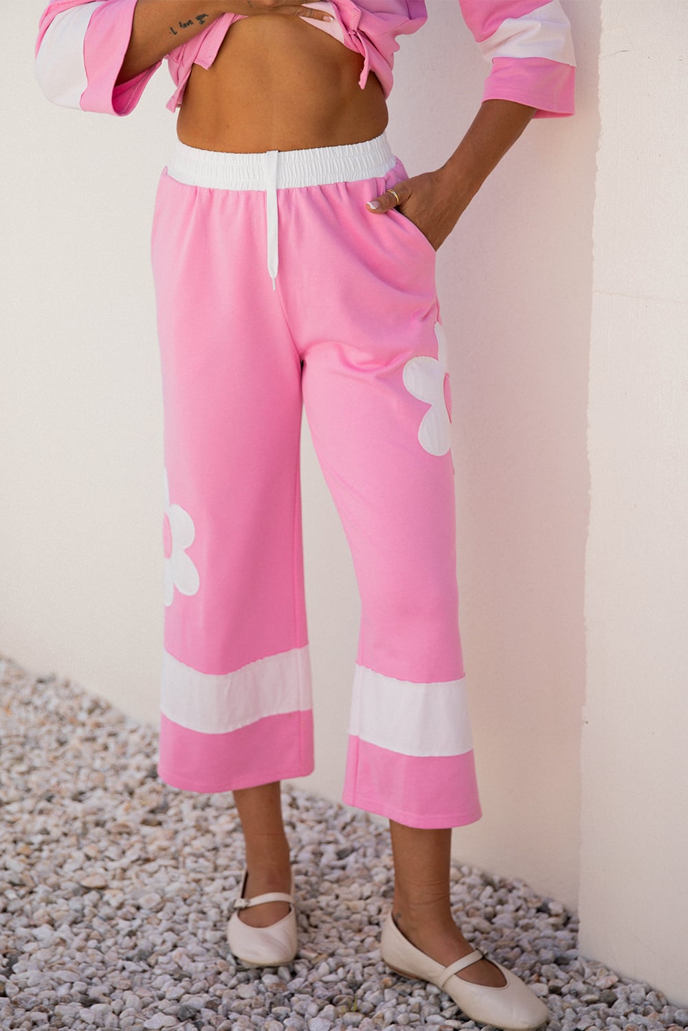 Orchid Bouquet Big Flower Patched Raw Seam Color Block 2 Piece Loose Pant Set