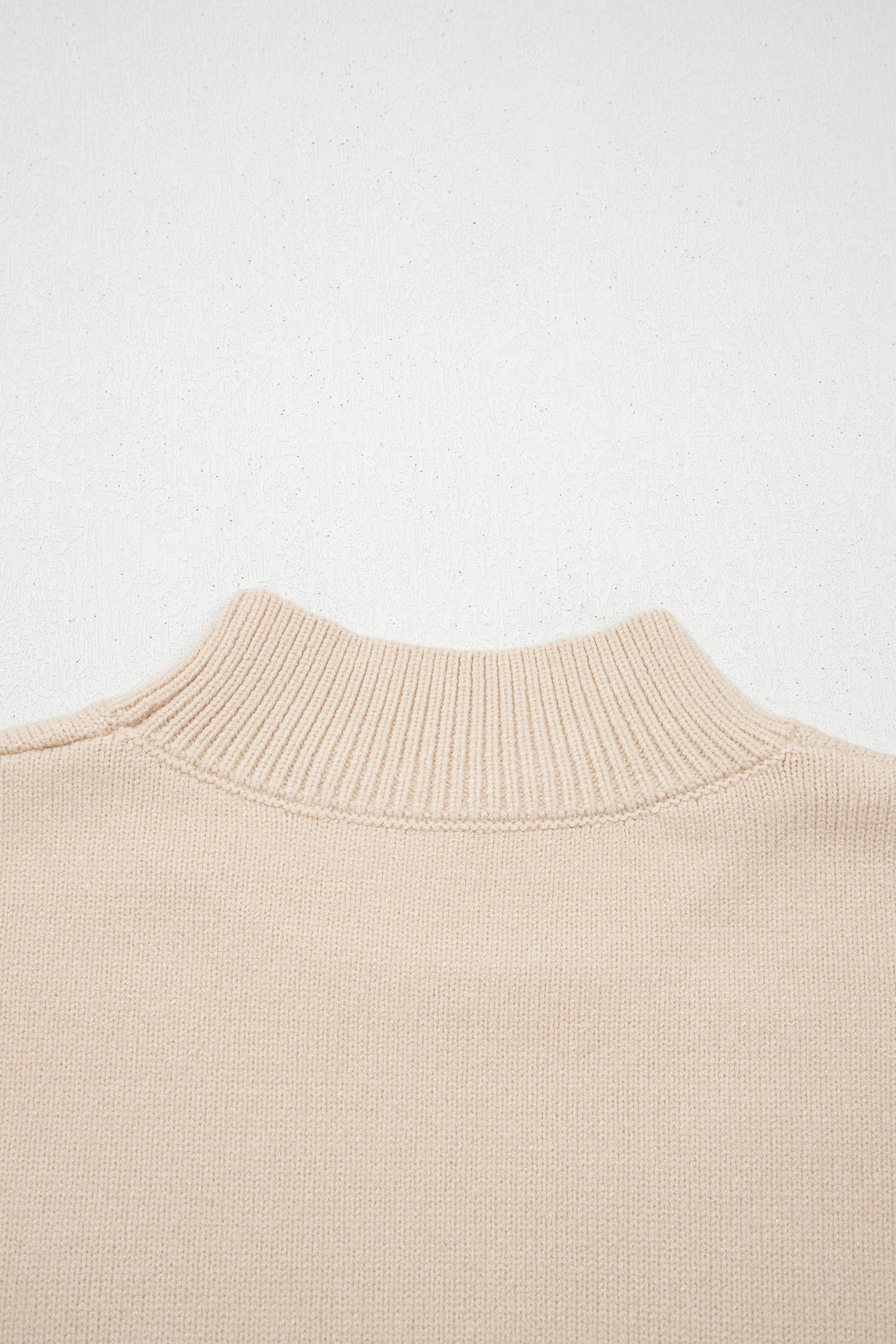 Parchment Corded Horseshoes Ribbed Trim Mock Neck Short Sleeve Sweater