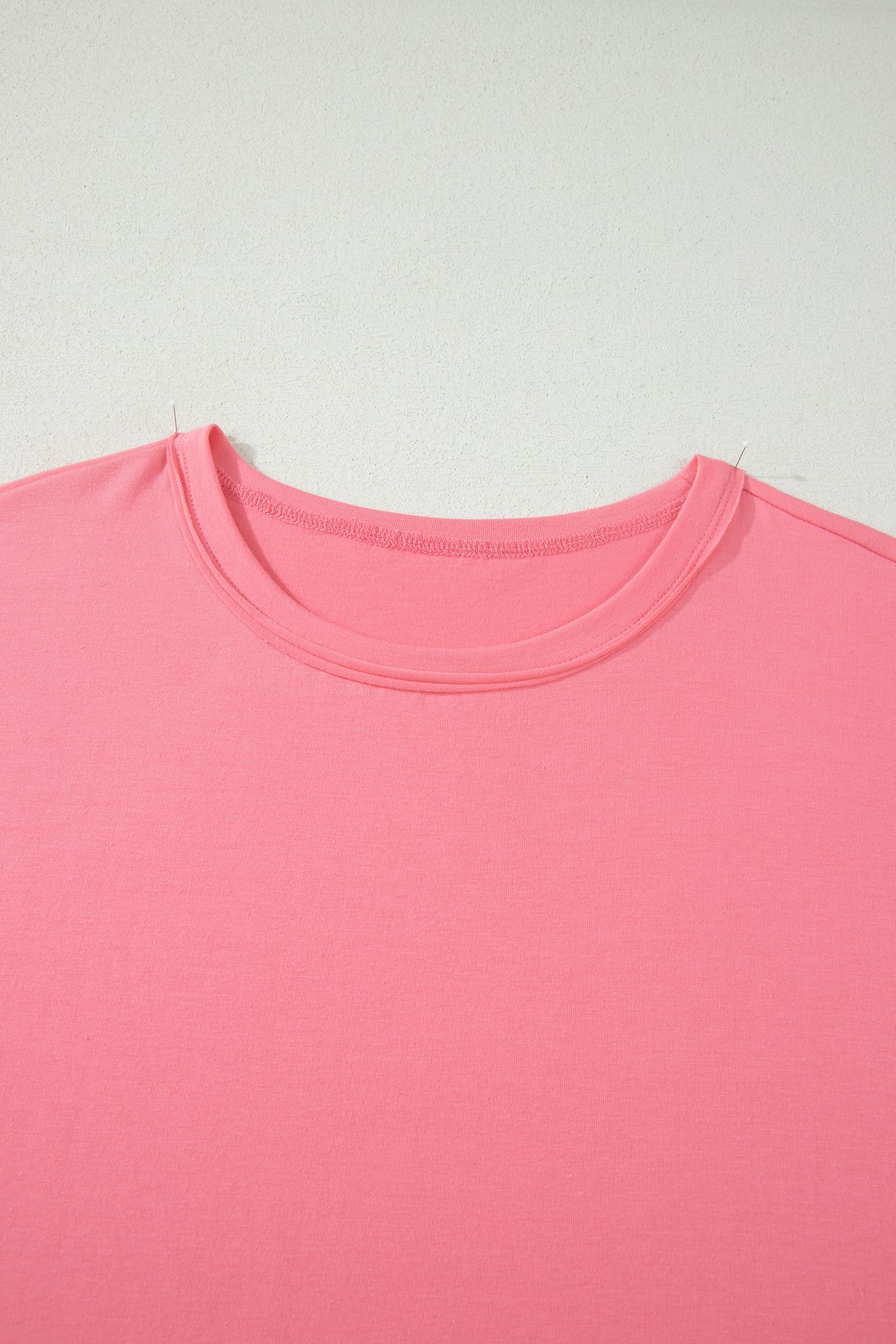 Peach Blossom Solid Color Raw Seam Detail Ruffle Hem Plus Size T Shirt