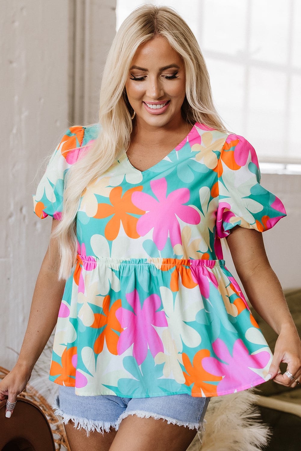 Pink Floral Print Bubble Sleeve V Neck Peplum Blouse