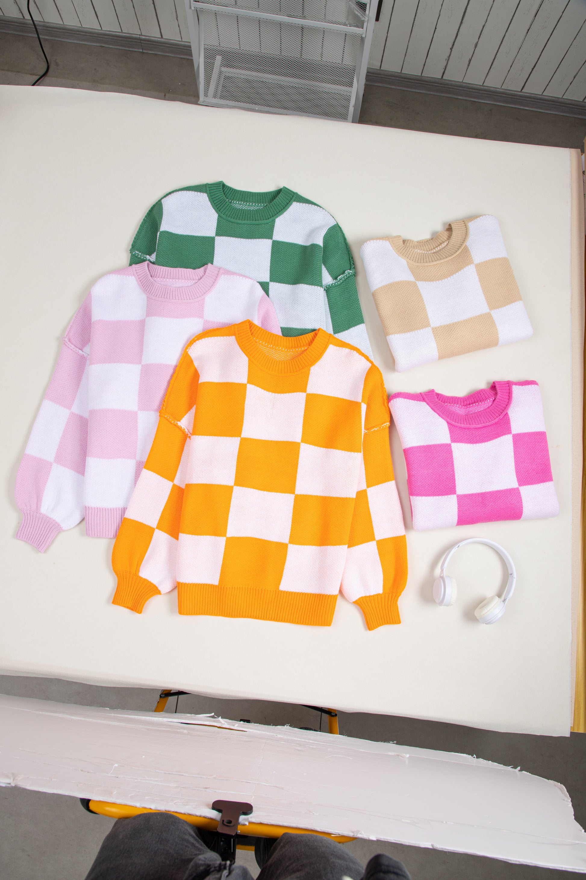 Rose Checkered Bishop Sleeve Sweater