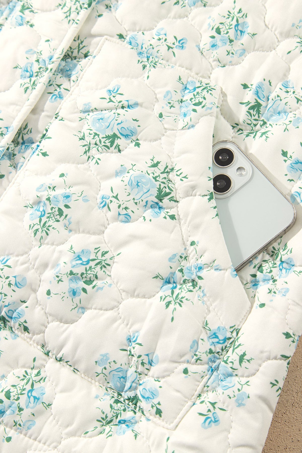 Sky Blue Floral Quilted Flounced Sleeve Casual Puffer Coat