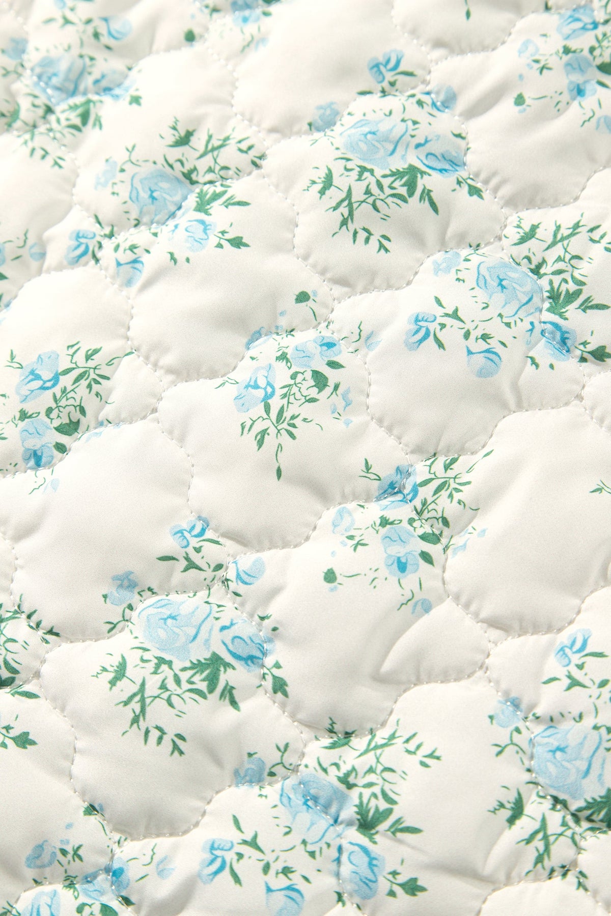 Sky Blue Floral Quilted Flounced Sleeve Casual Puffer Coat