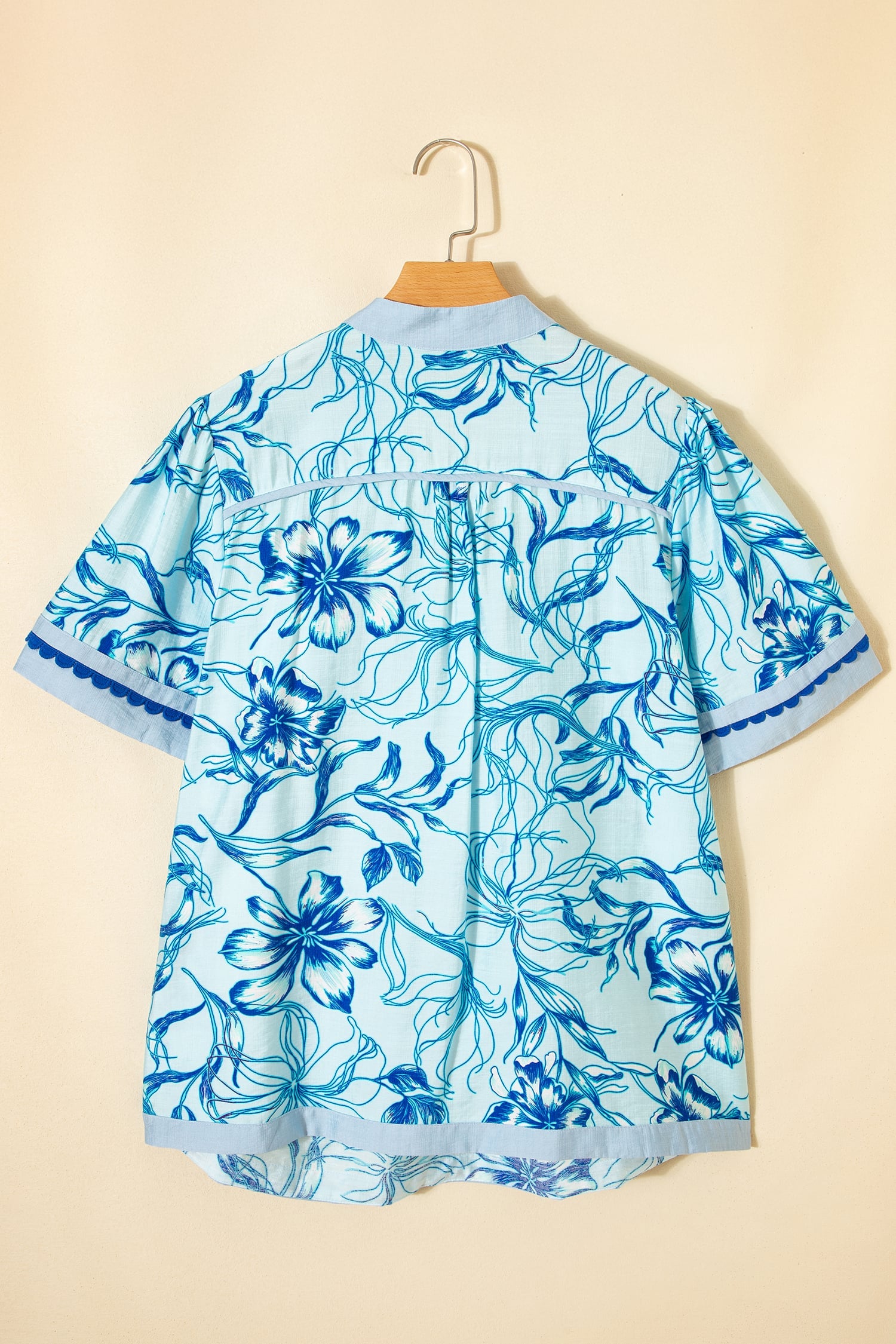Sky Blue Plus Size Scalloped Trim Floral Short Sleeve Blouse