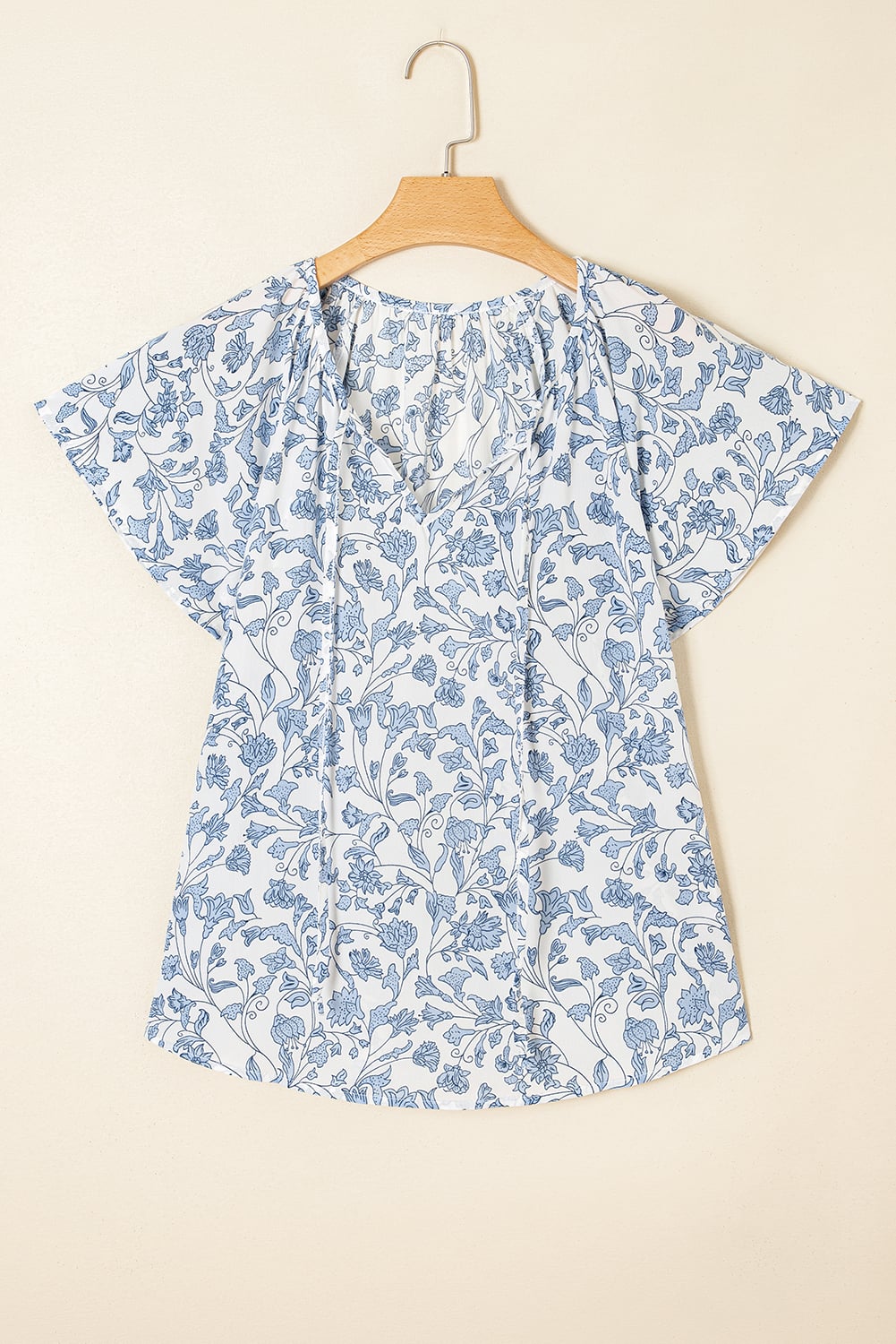 Sky Blue V-neck Short Sleeve Fashion Print Fantasy Fluttering Blouse