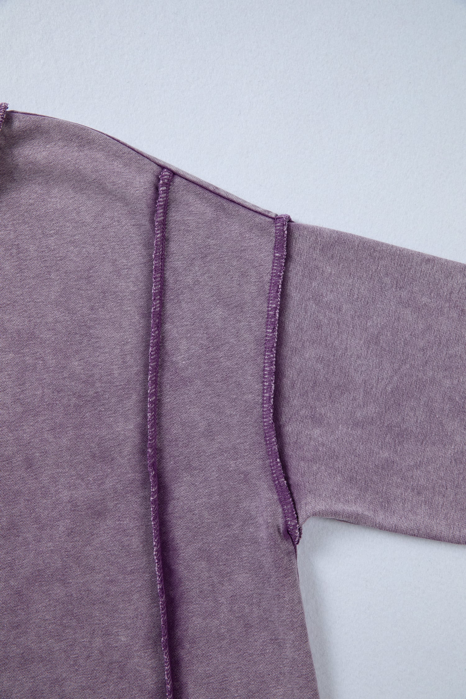 Valerian Mineral Wash Exposed Seam Side Slit Sweatshirt