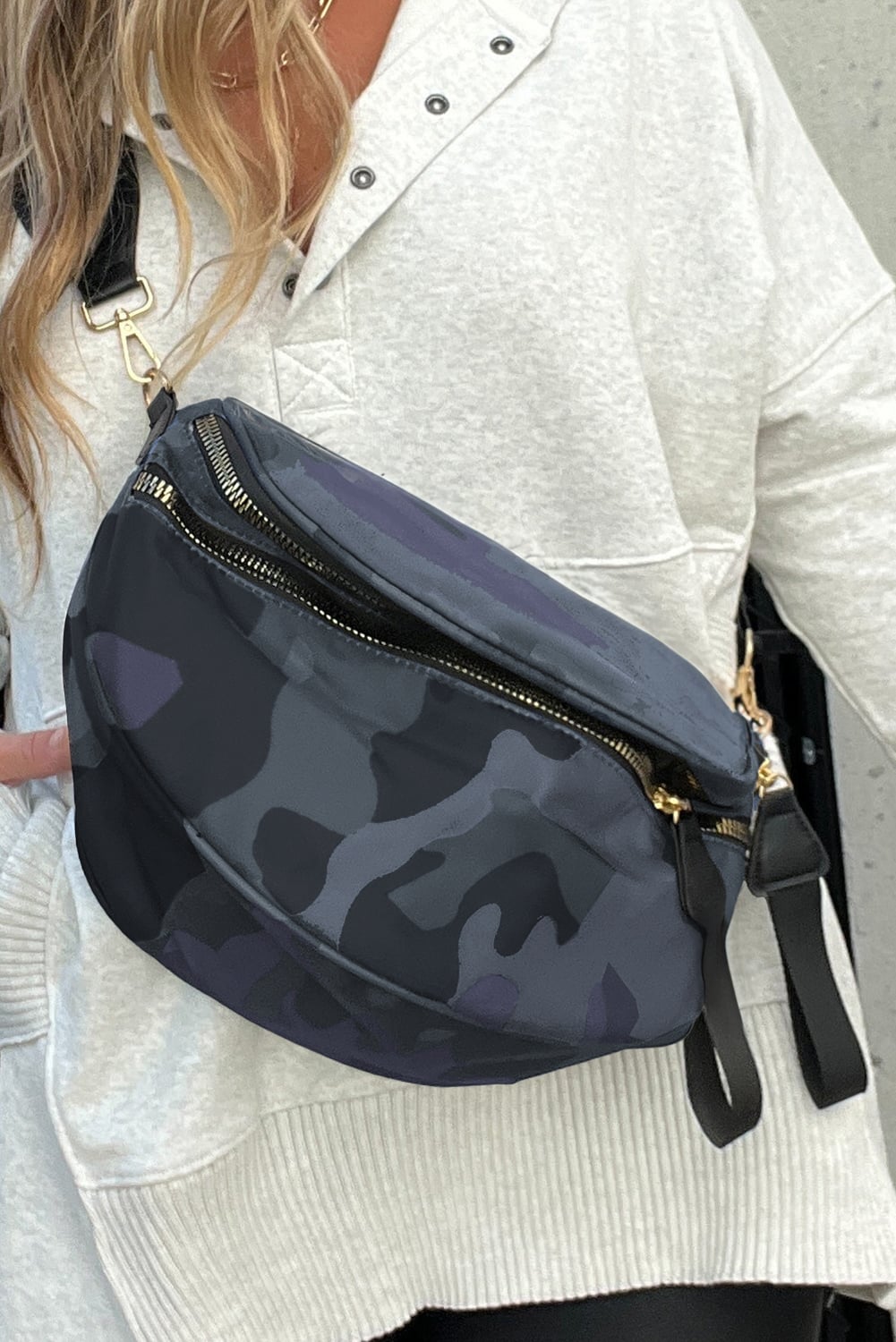 Vineyard Green Abstract/ Camouflage/ Polka Dot/ Leopard Print Double Zip Fashion Crossbody Bag