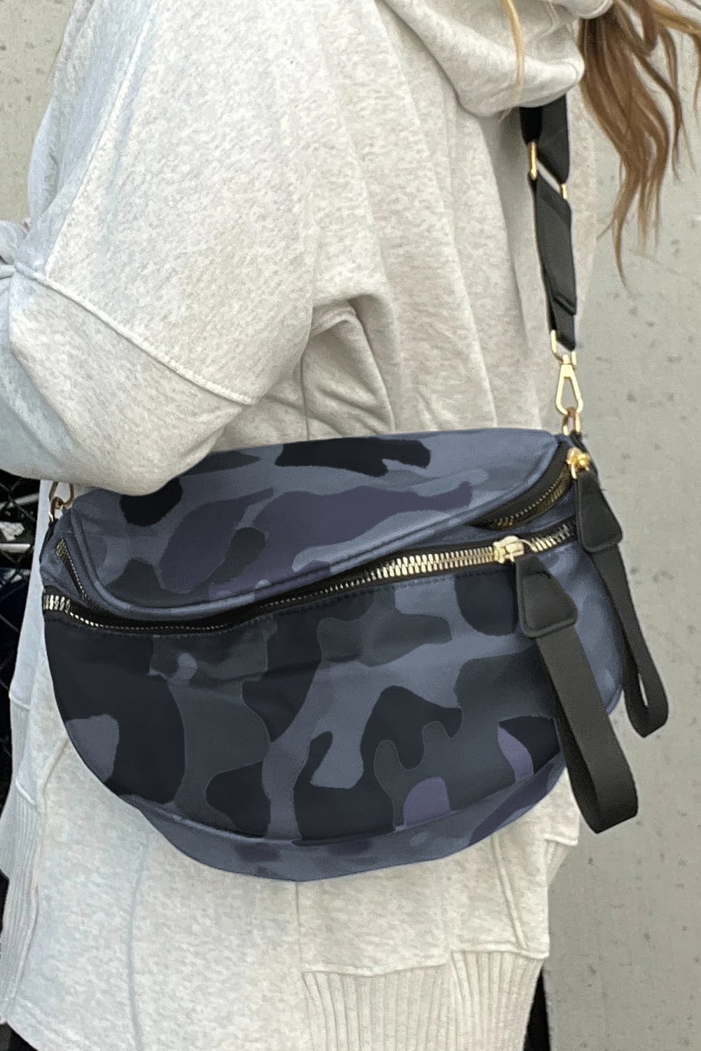 Vineyard Green Abstract/ Camouflage/ Polka Dot/ Leopard Print Double Zip Fashion Crossbody Bag