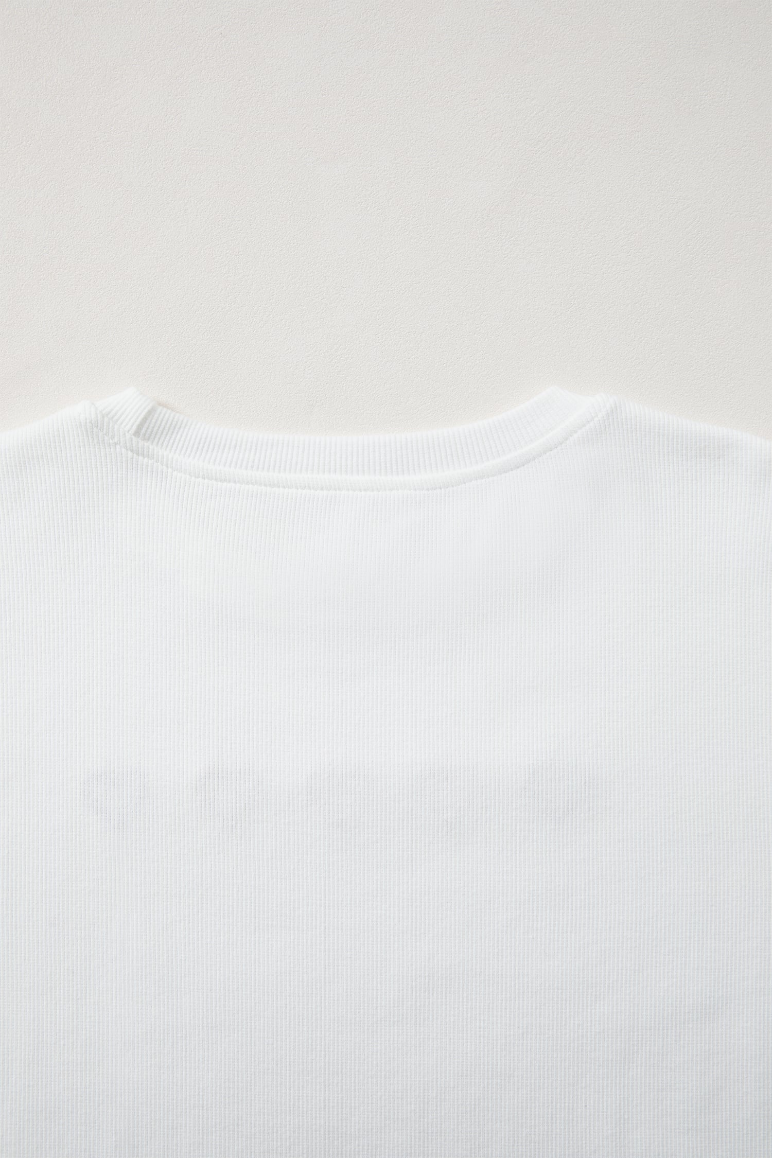 White 3d Ribbed XOXO Heart Embroidered Drop Shoulder Sweatshirt