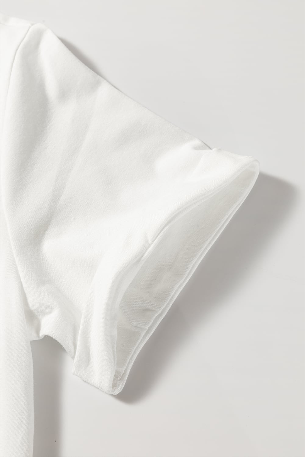 White Colored Light Bowknot Graphic Crewneck T Shirt