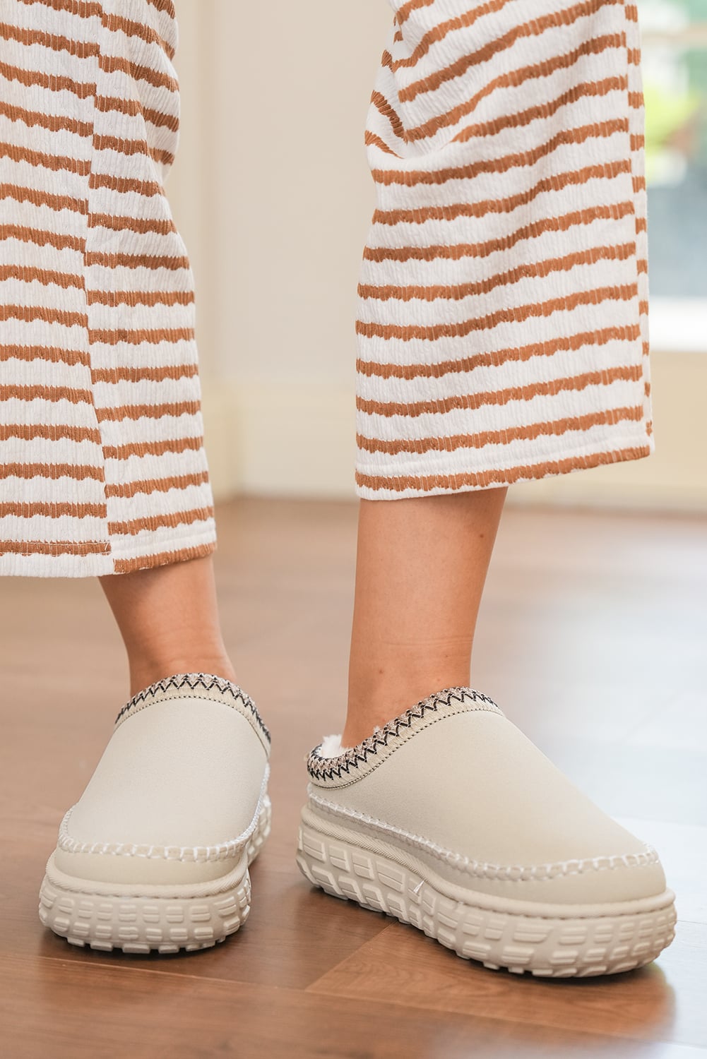 White Faux Suede Woven Trim Plush Lining Platform Slippers