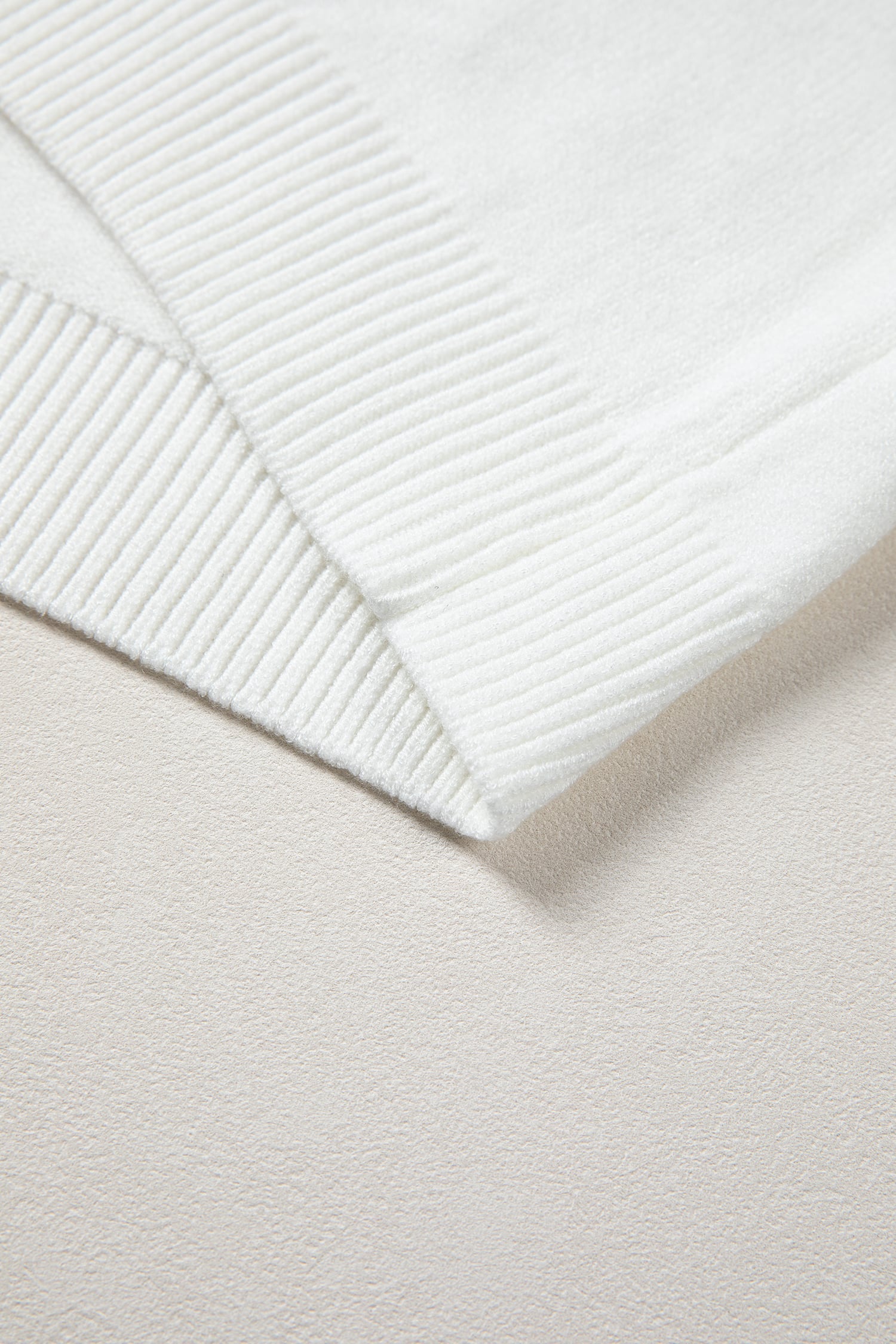 White Corded Horseshoes Ribbed Trim Mock Neck Short Sleeve Sweater