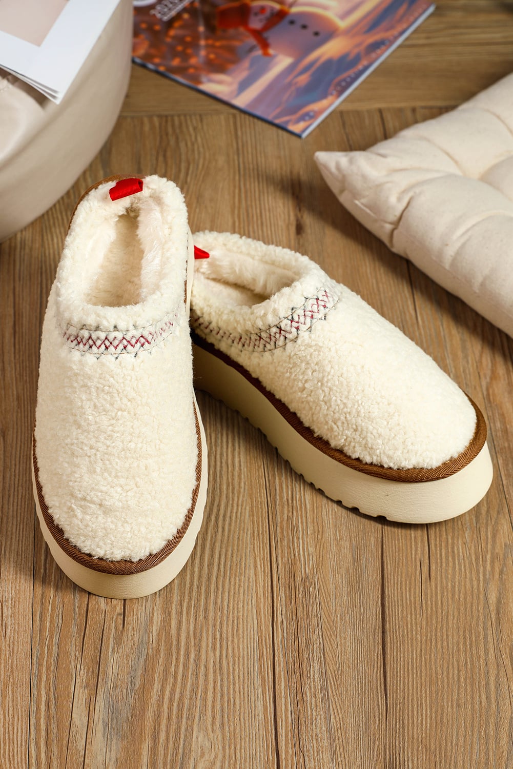 White Soft Plush Embroidered Detail Flat Platform Slippers