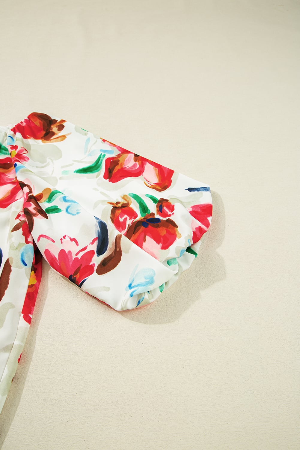 White Floral Print Puffy Half Sleeve Blouse