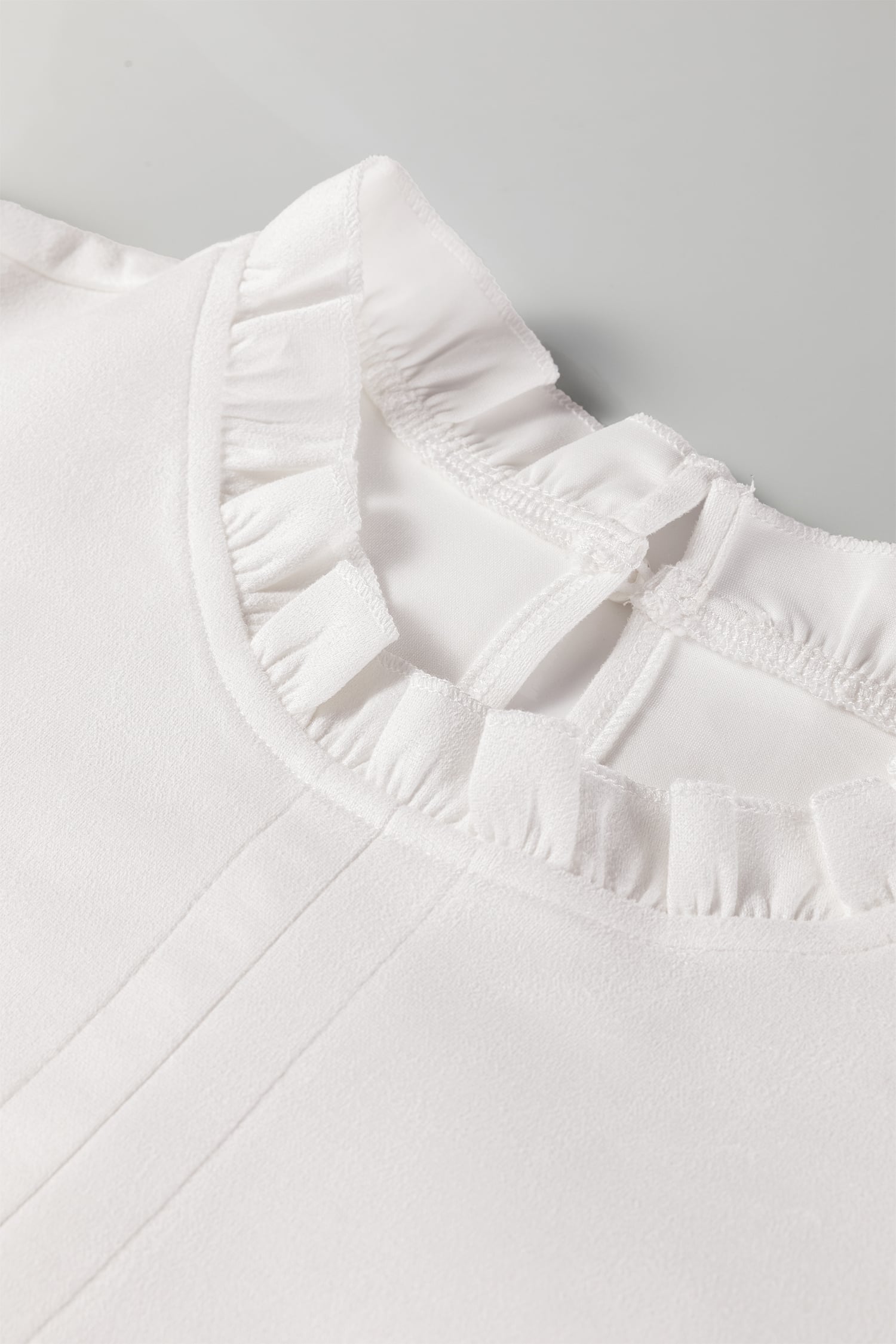 White Frilled Round Neck Short Puff Sleeve Shift Mini Dress