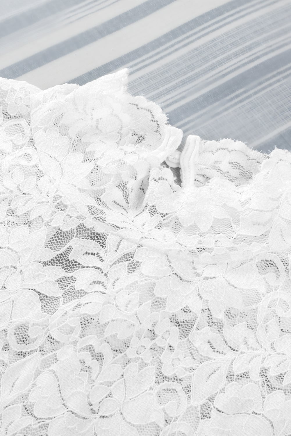 White High Neck Lace Short Sleeve Blouse
