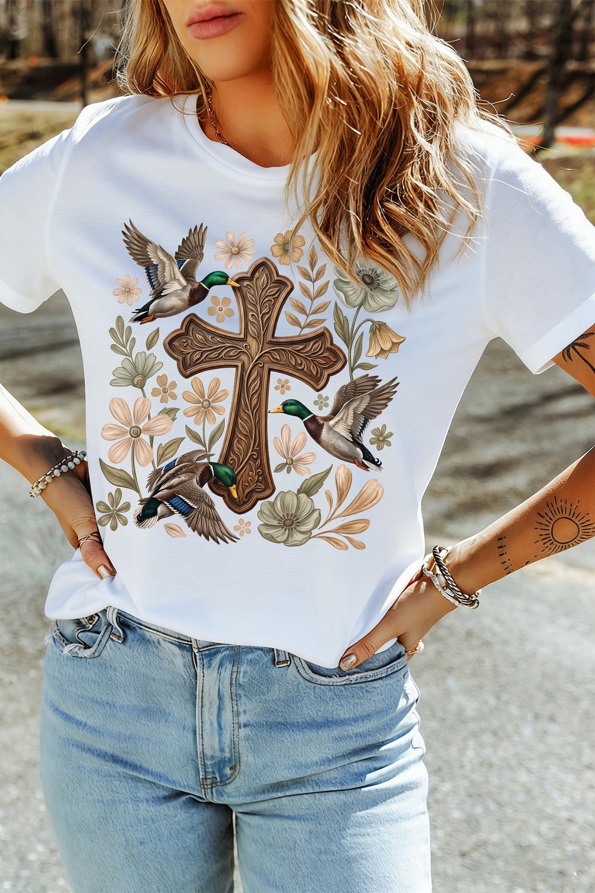 White Mallard Cross Floral Graphic Casual T Shirt