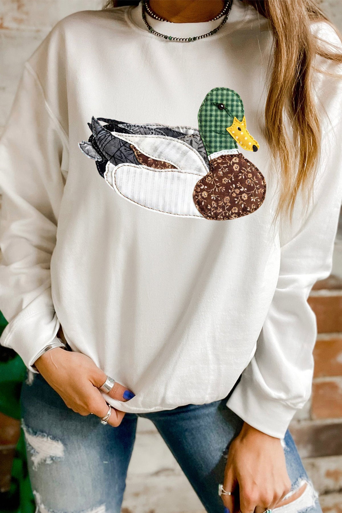 White Mallard Graphic Crewneck Casual Pullover Sweatshirt