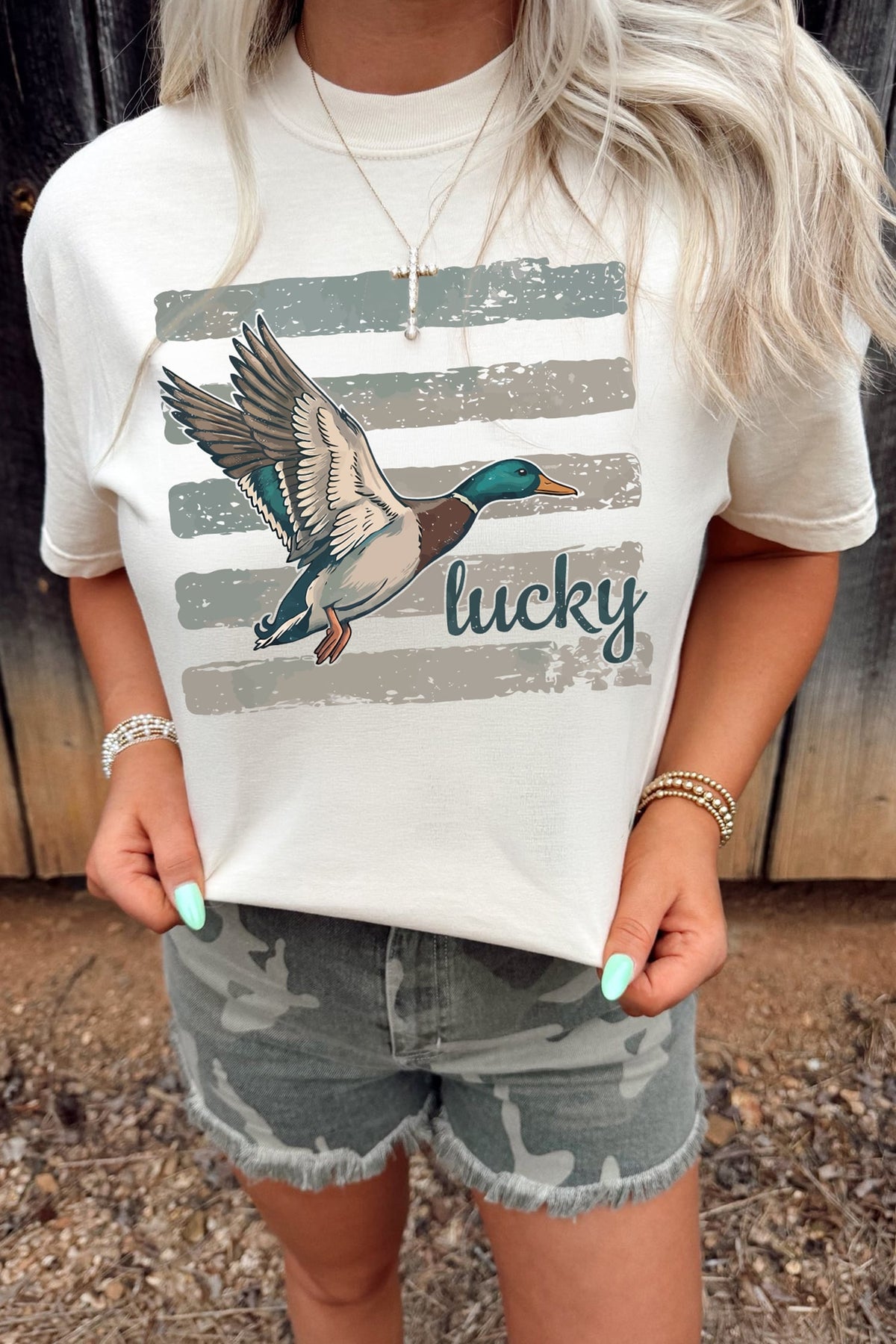 White Retro Mallard Striped Print Casual Short Sleeve T Shirt