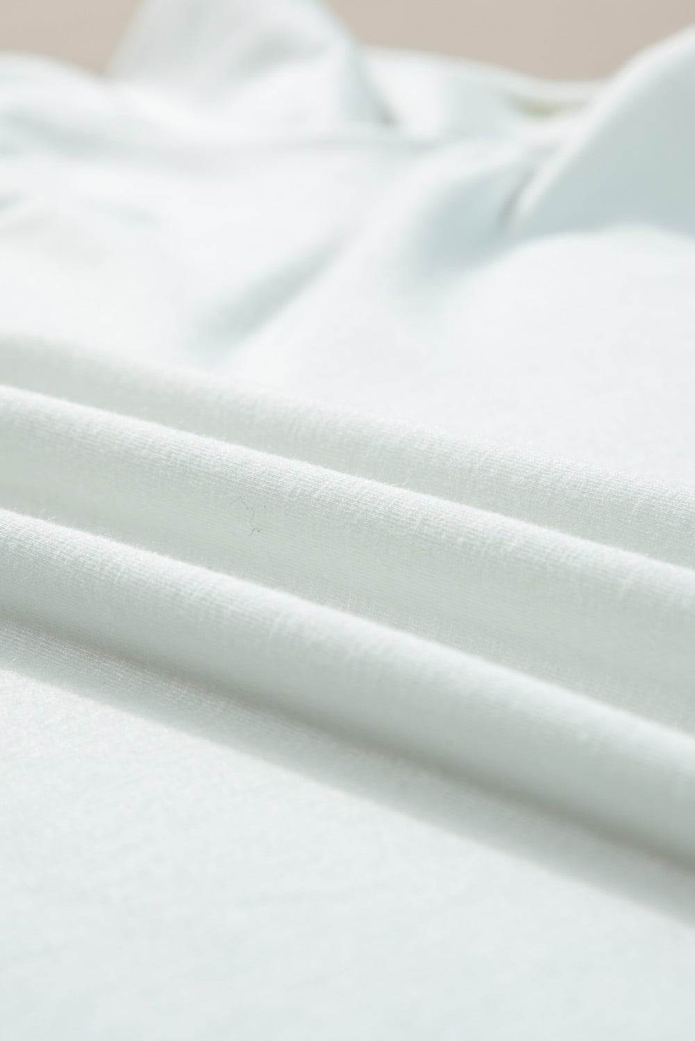 White Round Neck Rolled Sleeve Plus Size T-shirt