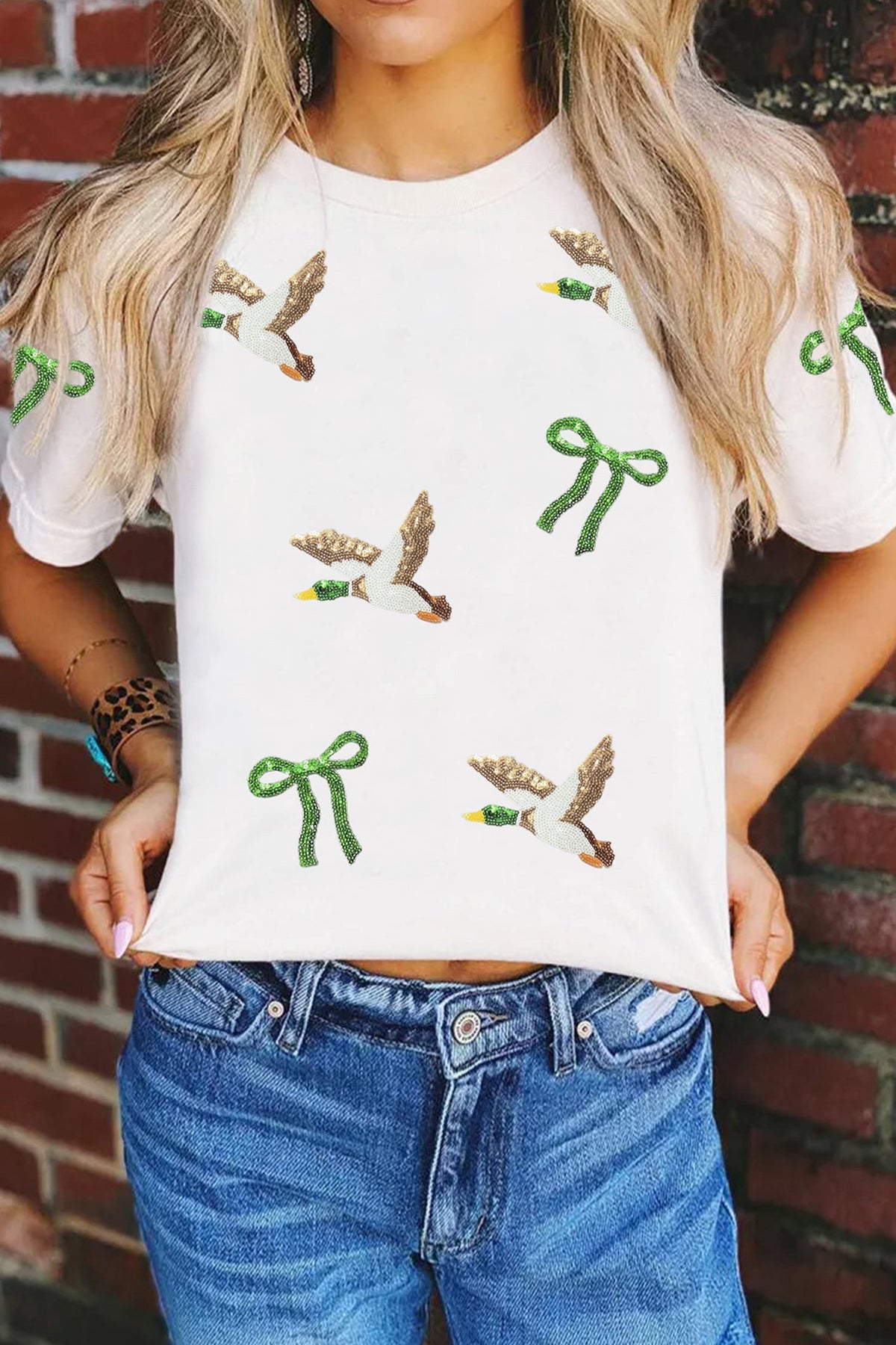 White Sequin Mallard Bow Round Neck Graphic T Shirt