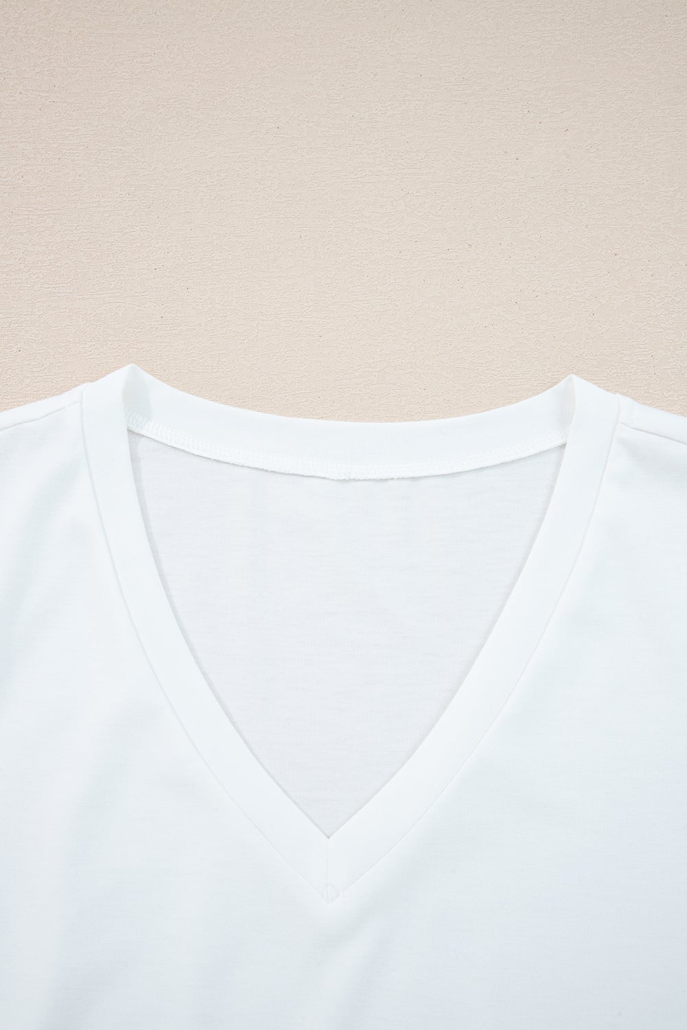 White Solid Color V Neck Long Sleeve Stretchy Top