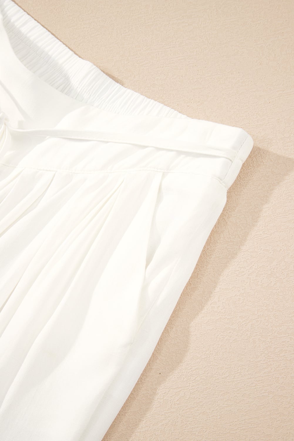 White Solid Drop Waist Pleated Wide Leg Casual Pants
