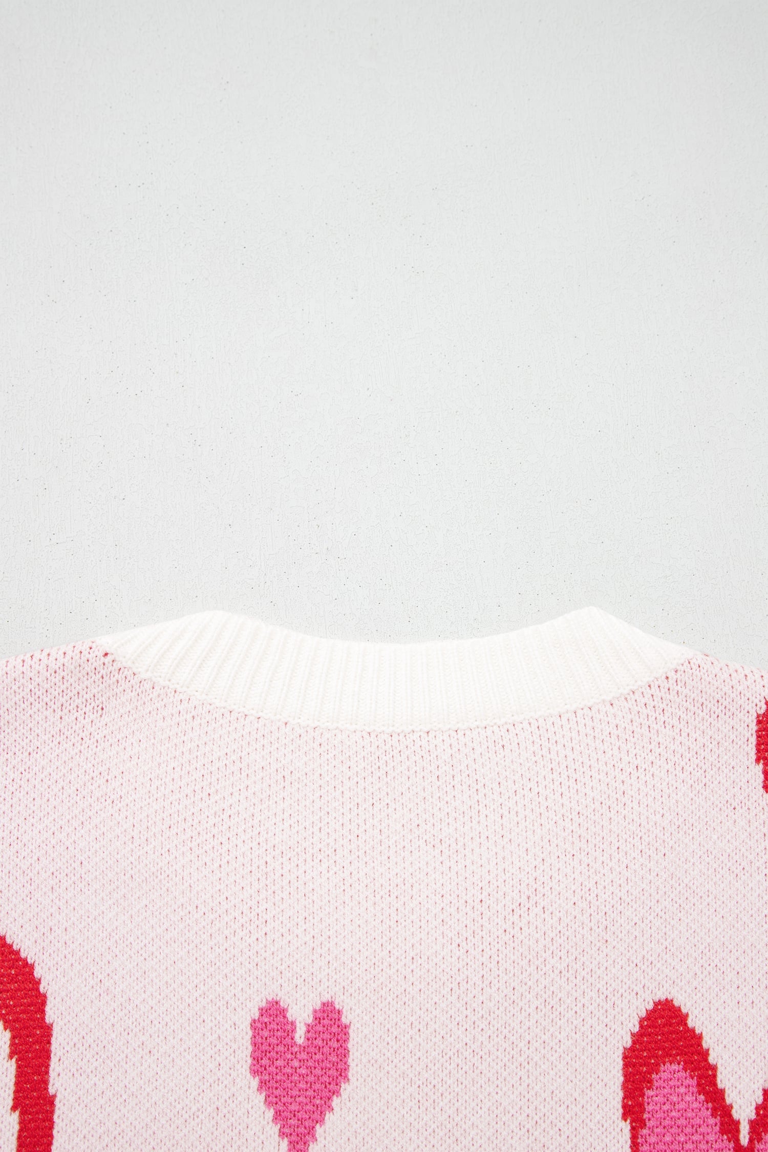 White Splendid Heart Print Valentines Day Sweater