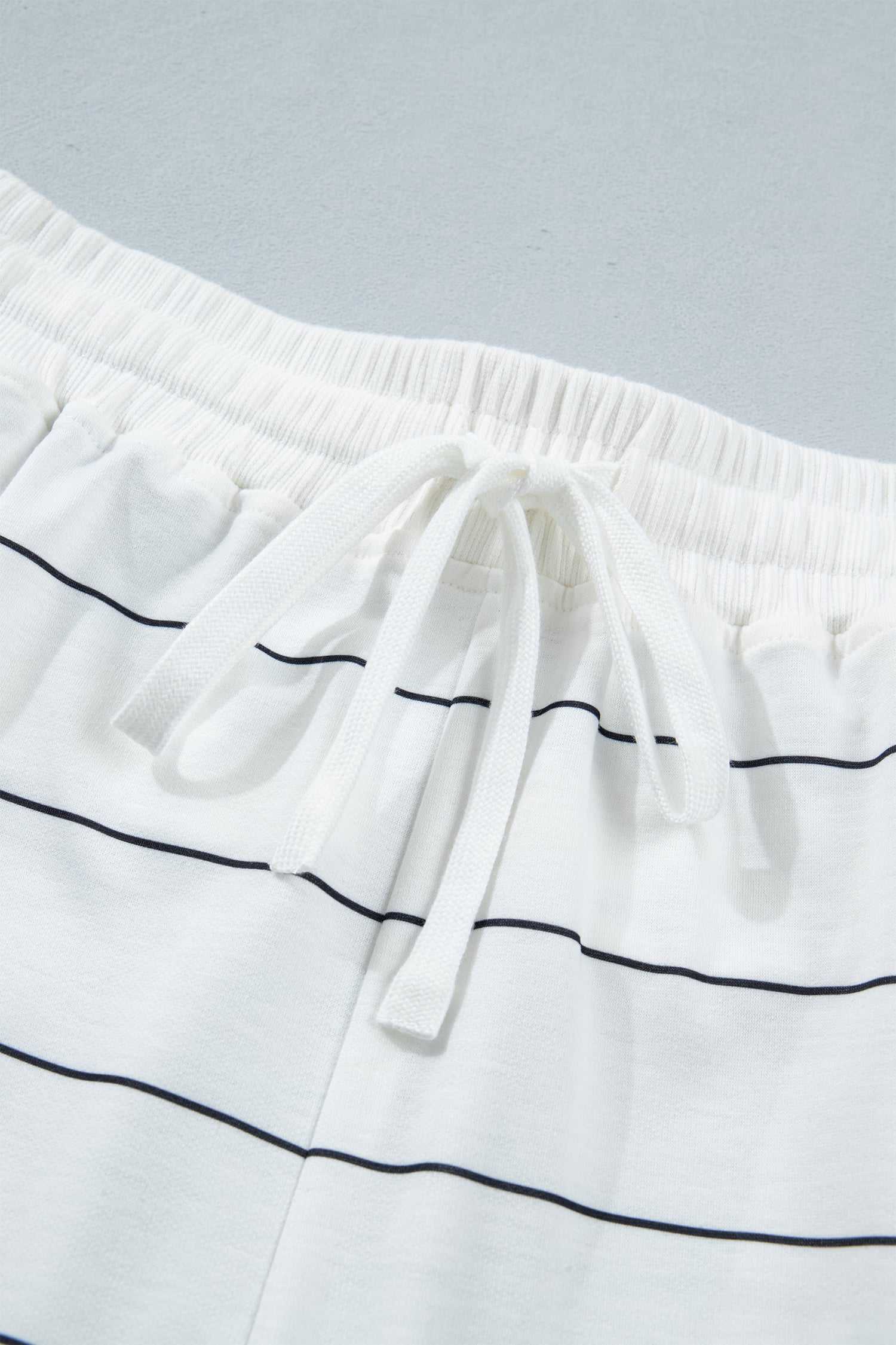 White Stripe Half Sleeve Tee Drawstring Shorts 2pcs Set