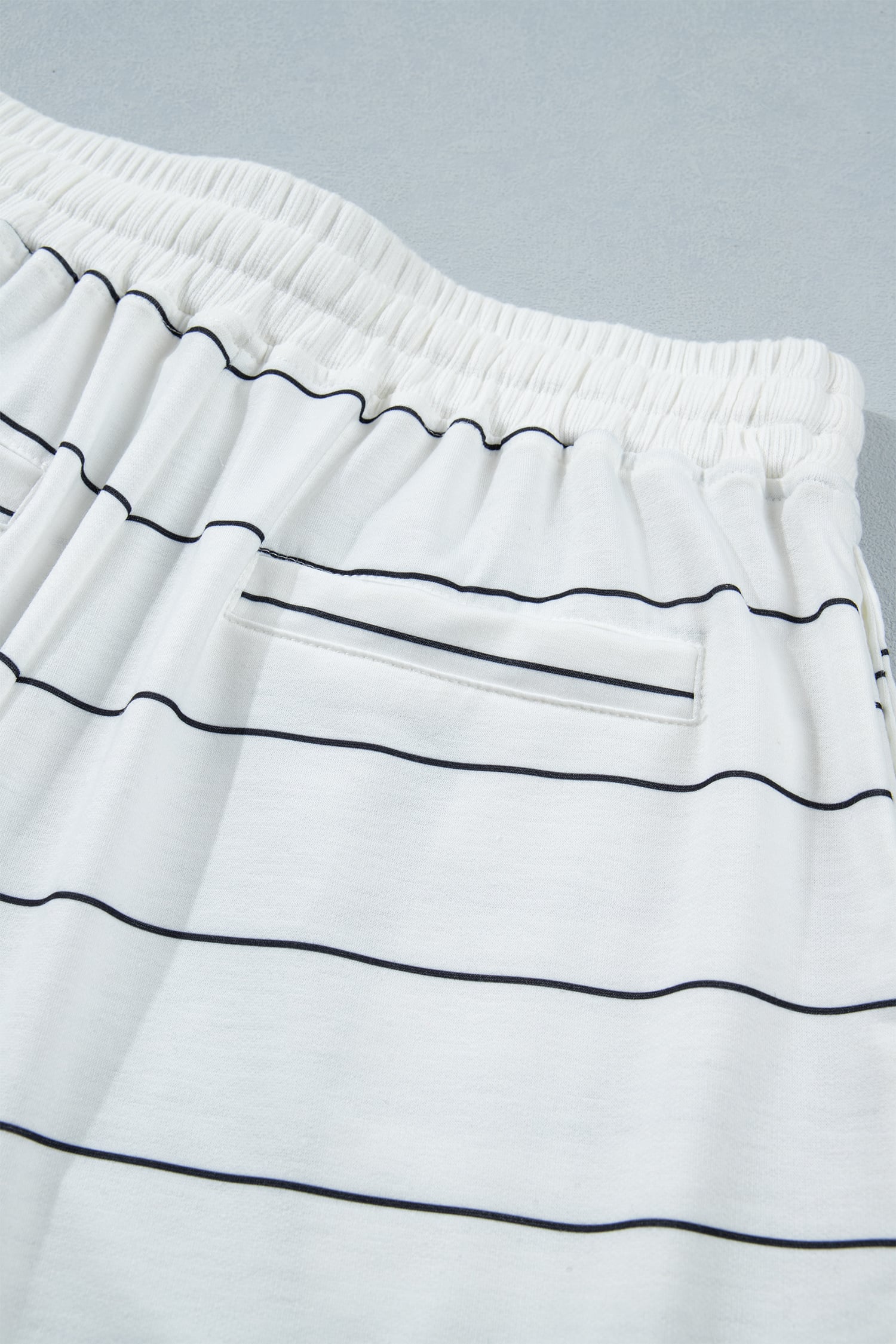 White Stripe Half Sleeve Tee Drawstring Shorts 2pcs Set