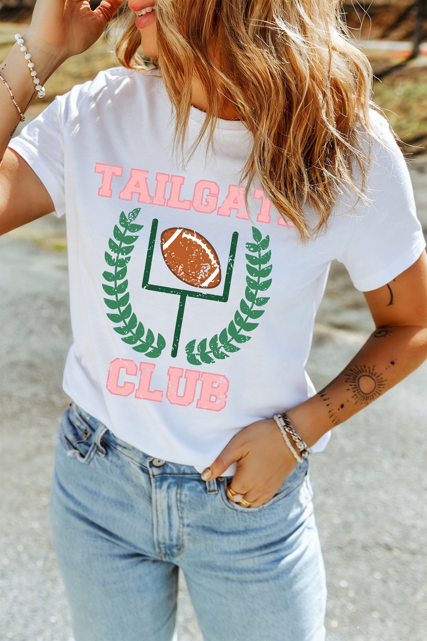 White TAILGATE CLUB Casual Round Neck Game Day T Shirt