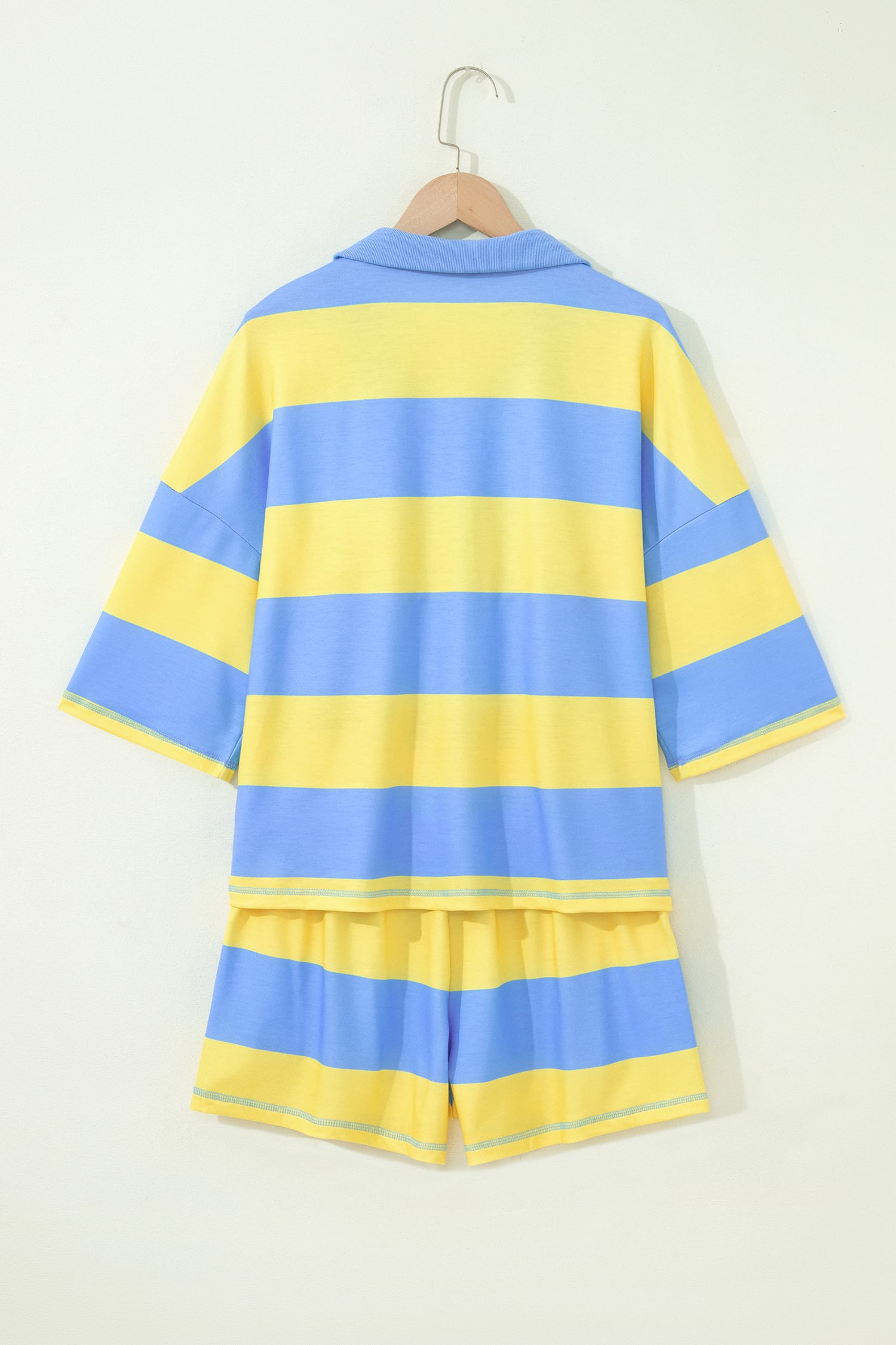 Yellow Stripe Half Zipper Placket Bracelet Sleeve Top Casual Shorts Set